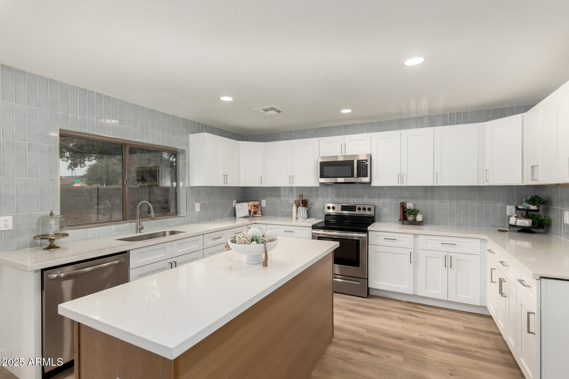 13021 W CROCUS Drive