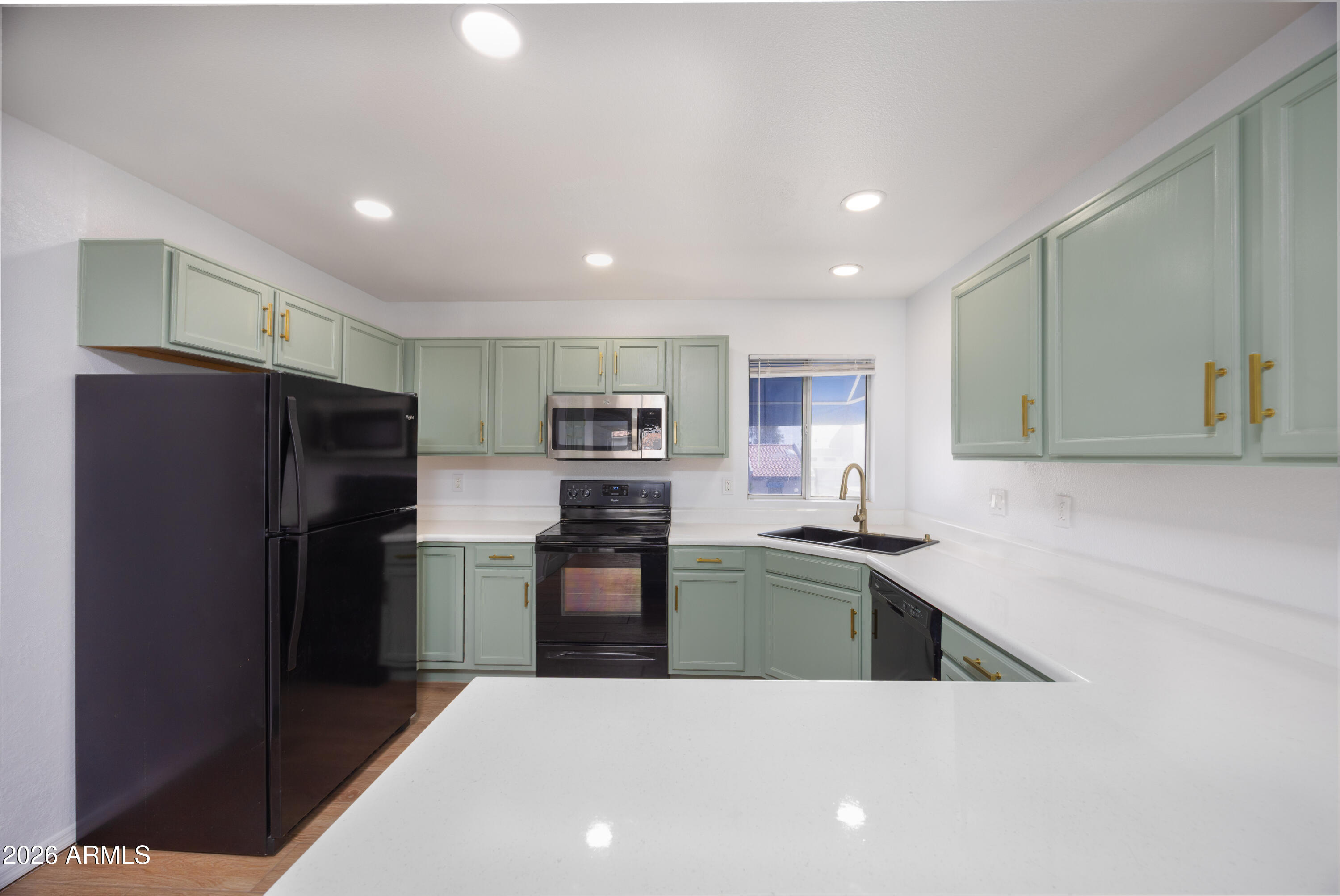 220 N 22ND Place 2094