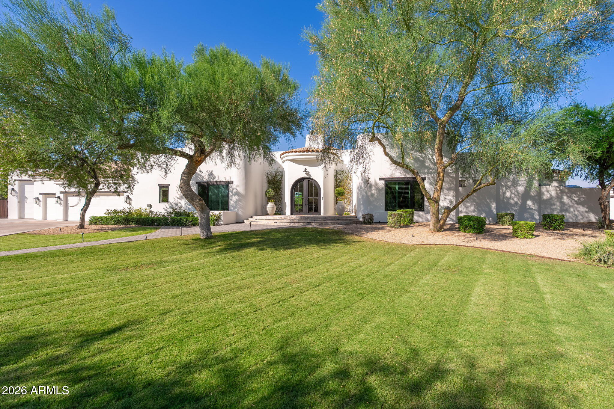 1225 E WARNER Road 15