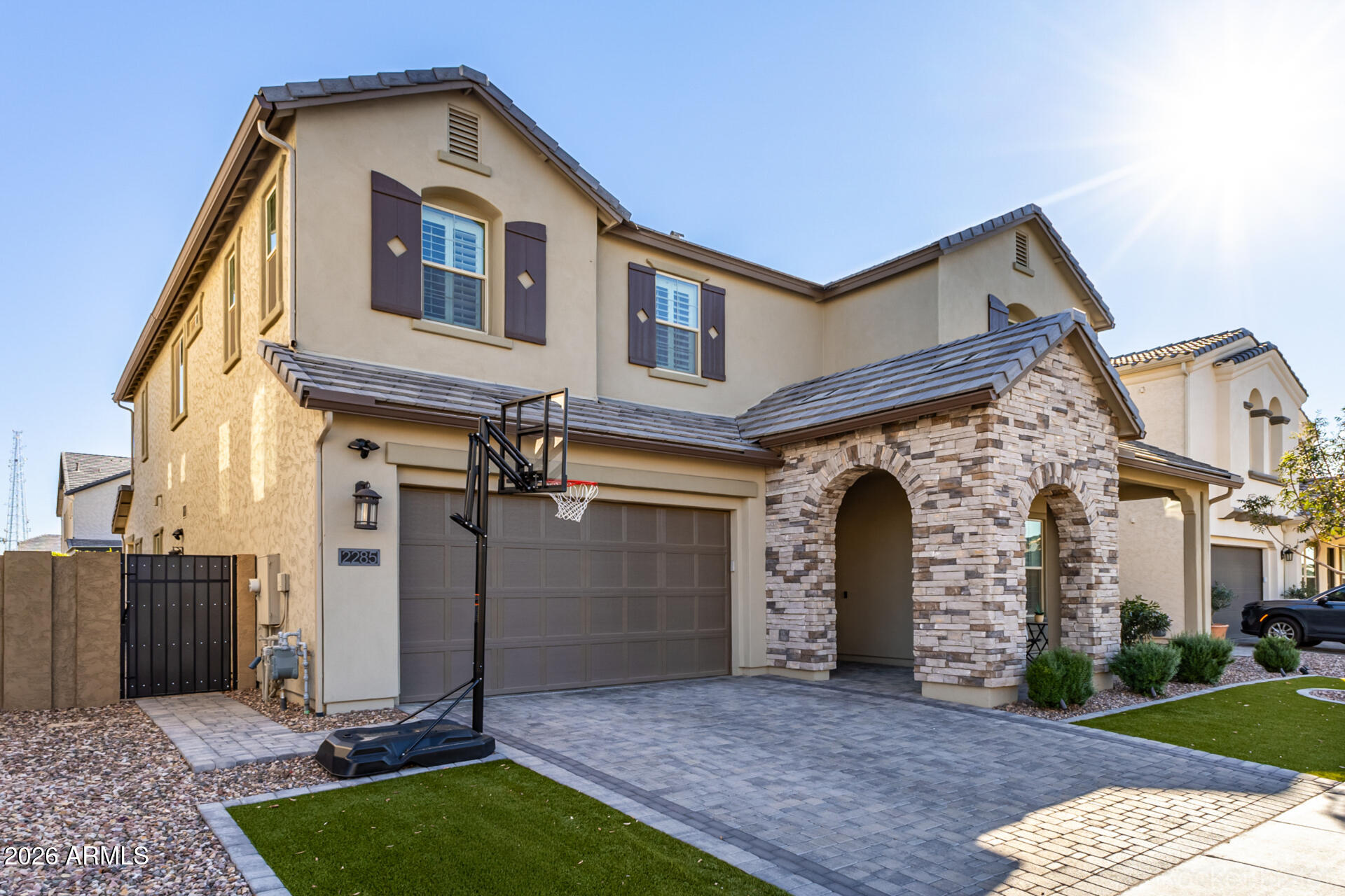 2285 E ATHENA Avenue