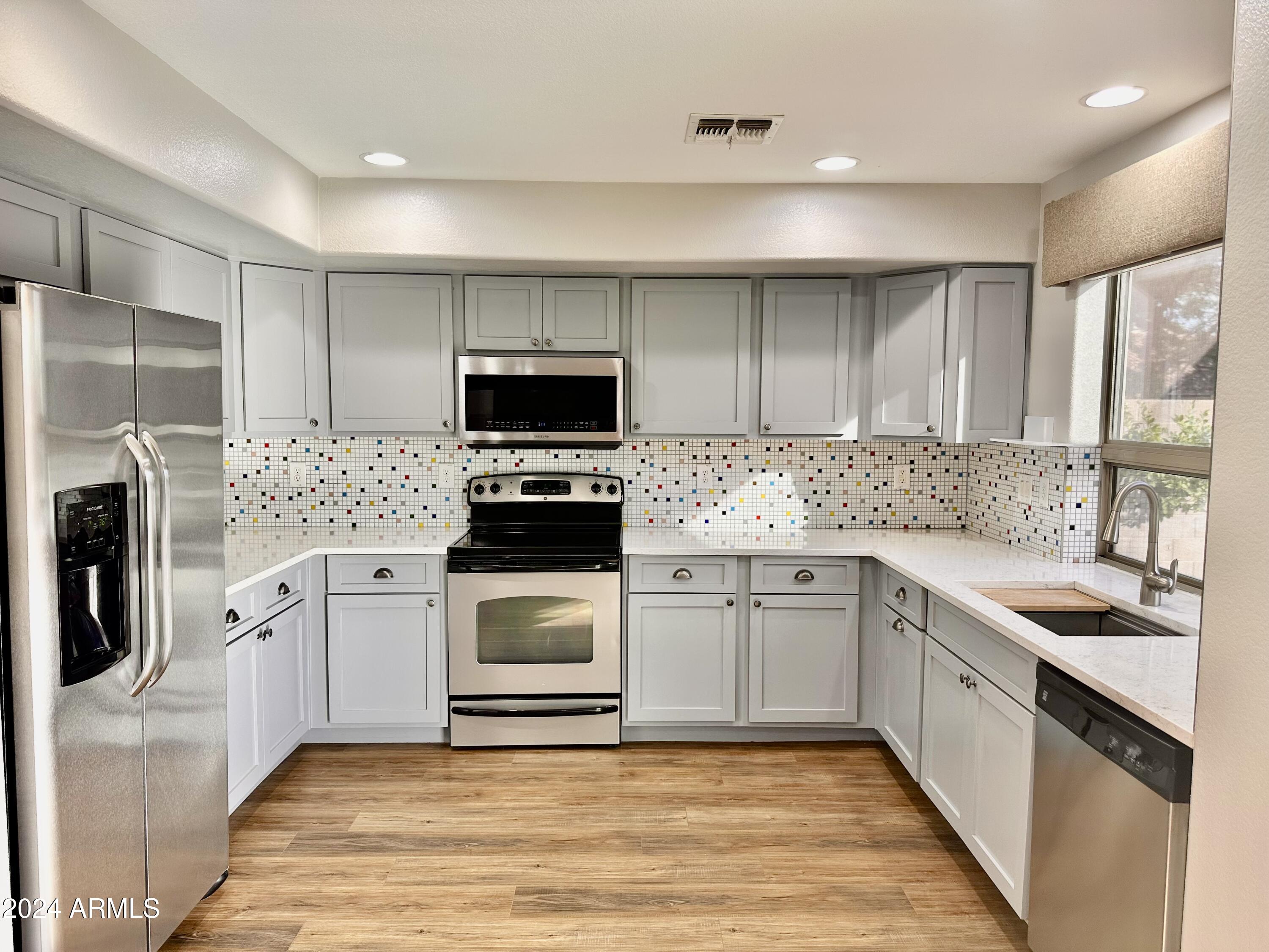 2519 W BENT TREE Drive