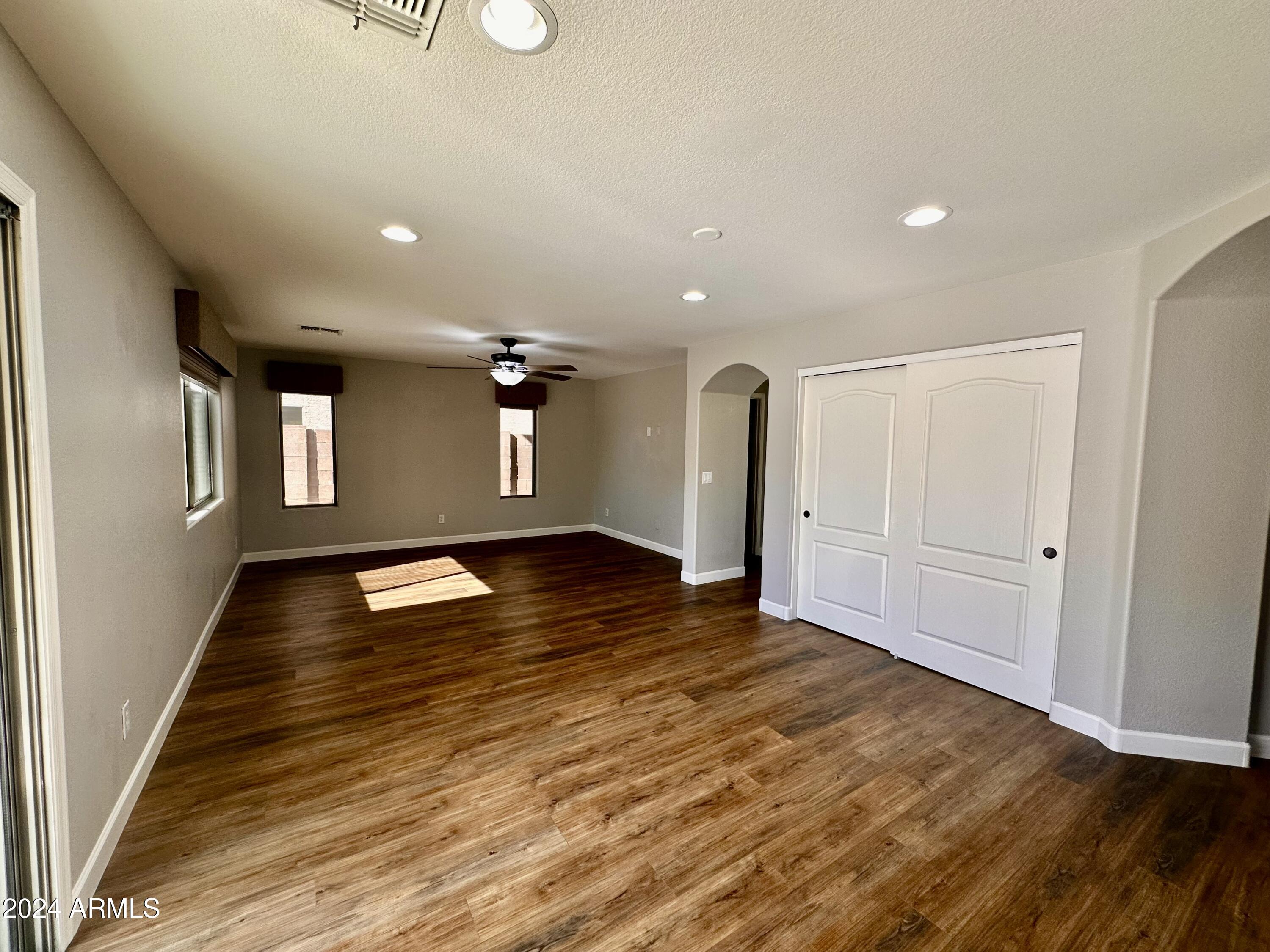 2519 W BENT TREE Drive