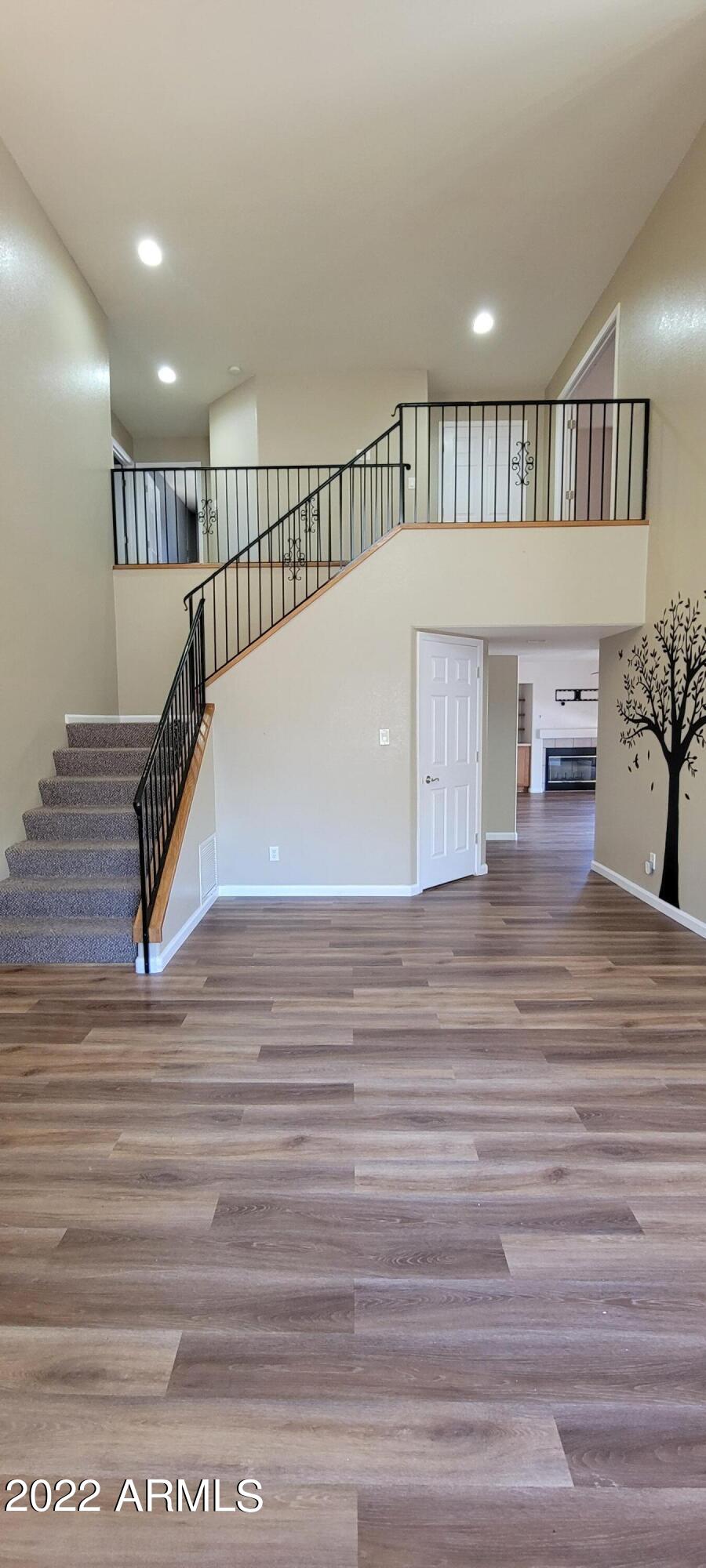 MESA VERDE ESTATES - Residential