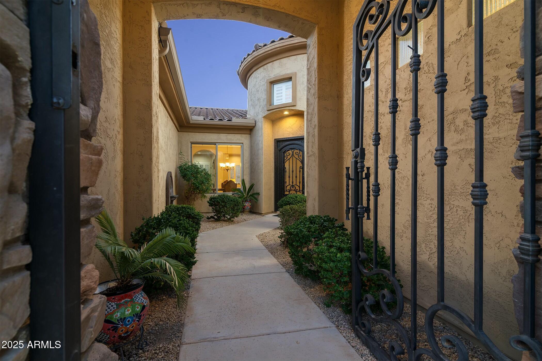 8531 E Twisted Leaf Drive