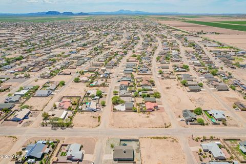 A home in Arizona City