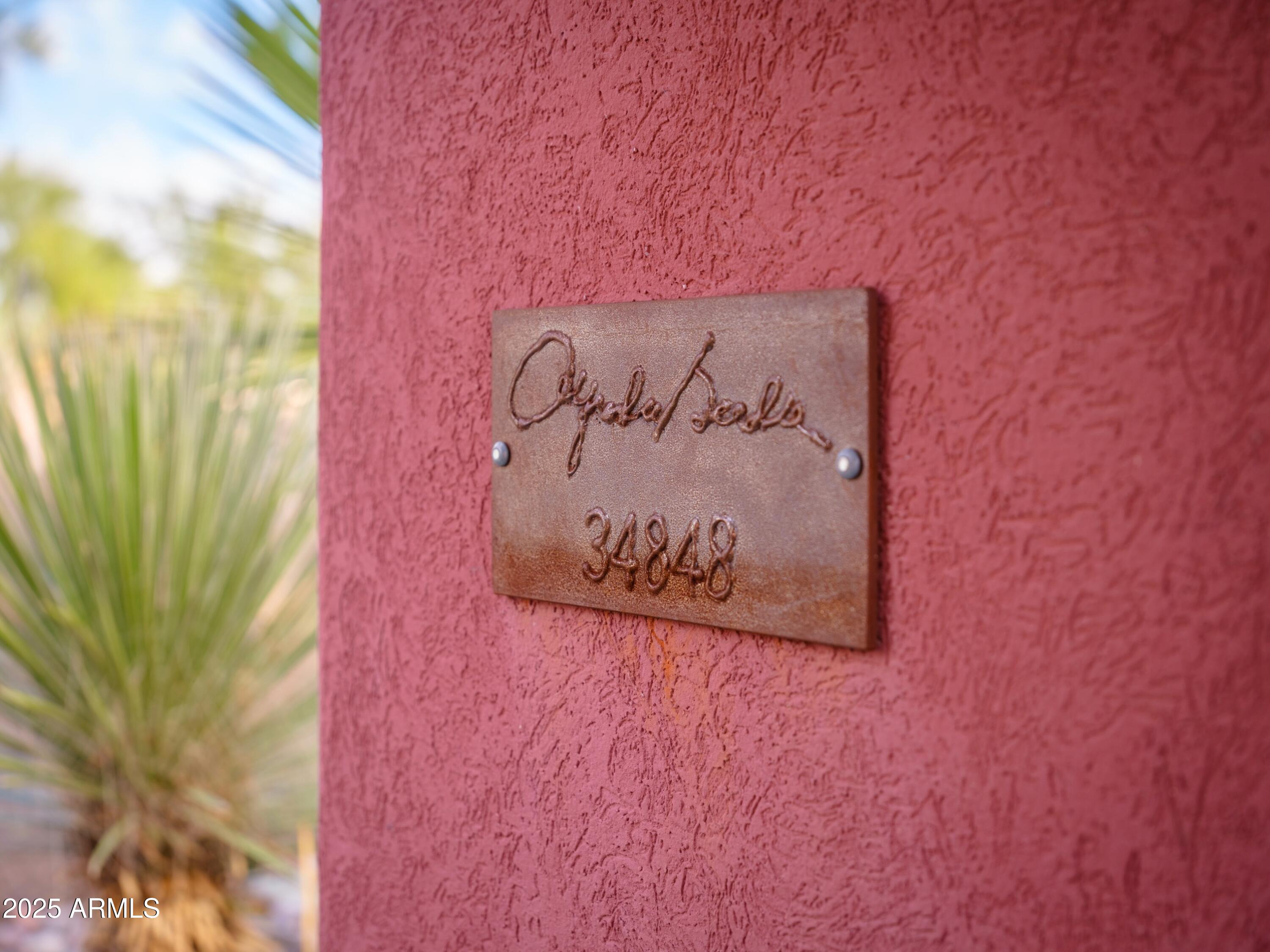 34848 N DESERT RIDGE Drive