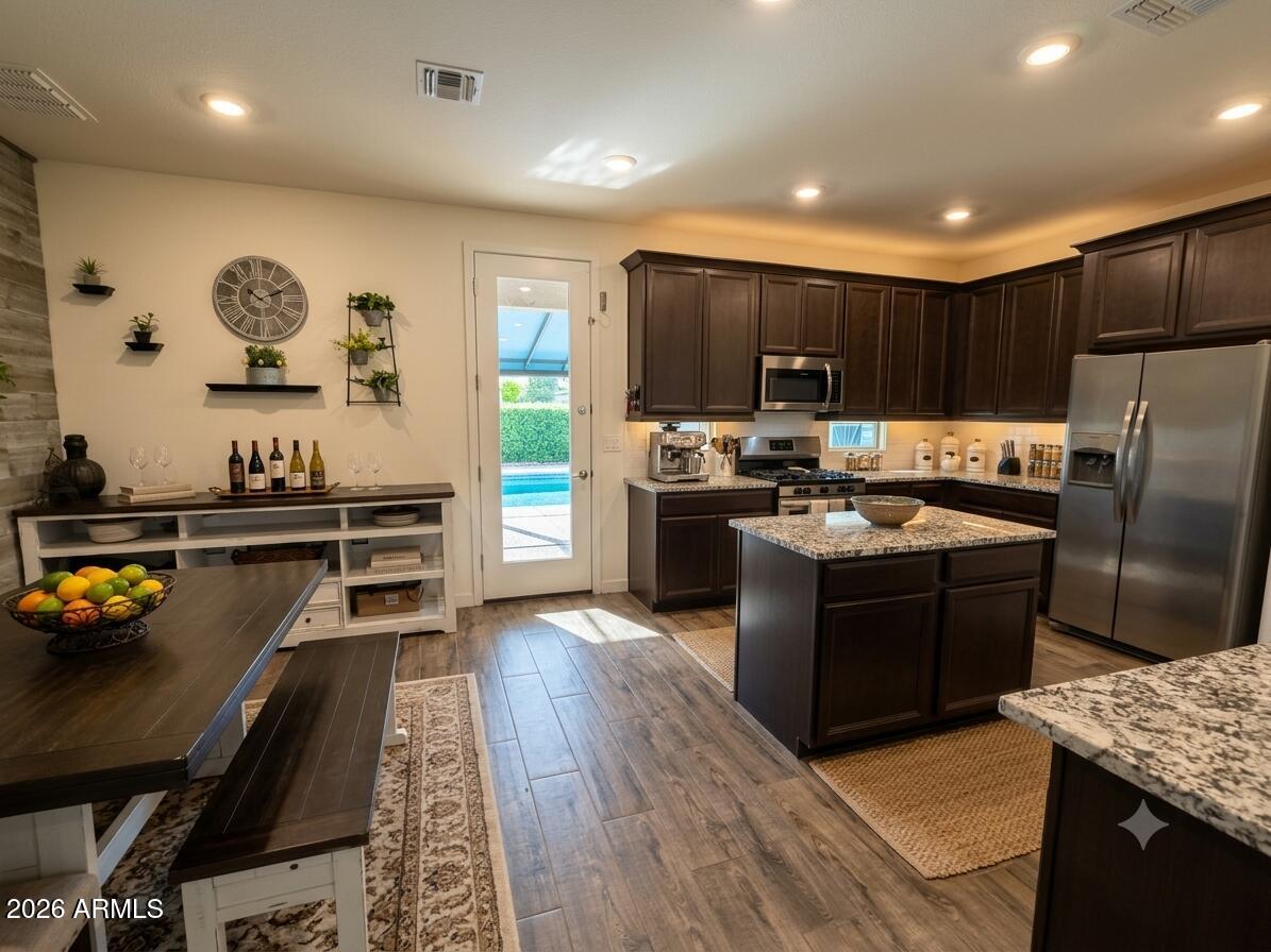 37226 N Big Horn Trail