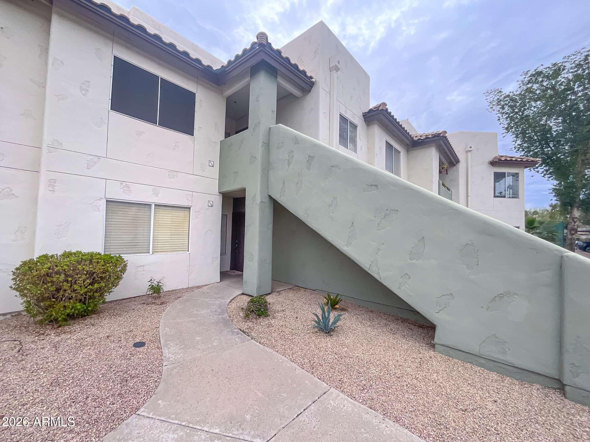 1825 W RAY Road 2148