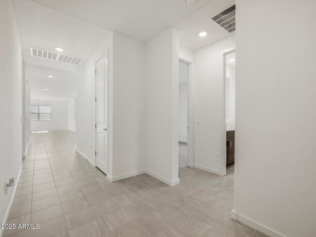 Photo of 37512 W San Sisto Avenue, Maricopa, AZ 85138 (MLS # 6943976)