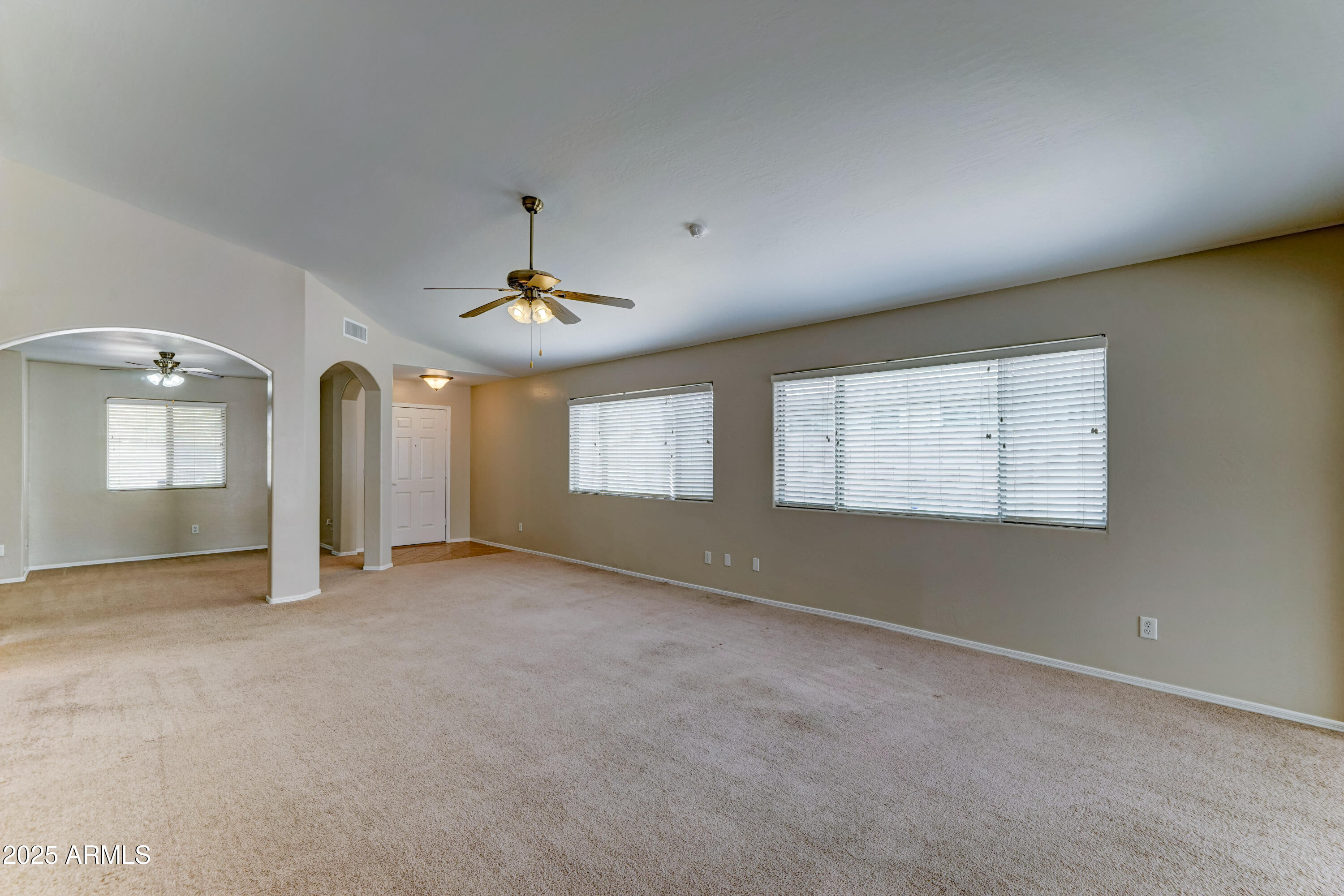 Buckeye, Arizona 85326, United States, 3 Bedrooms Bedrooms, ,2 BathroomsBathrooms,Residential,Pending,126433