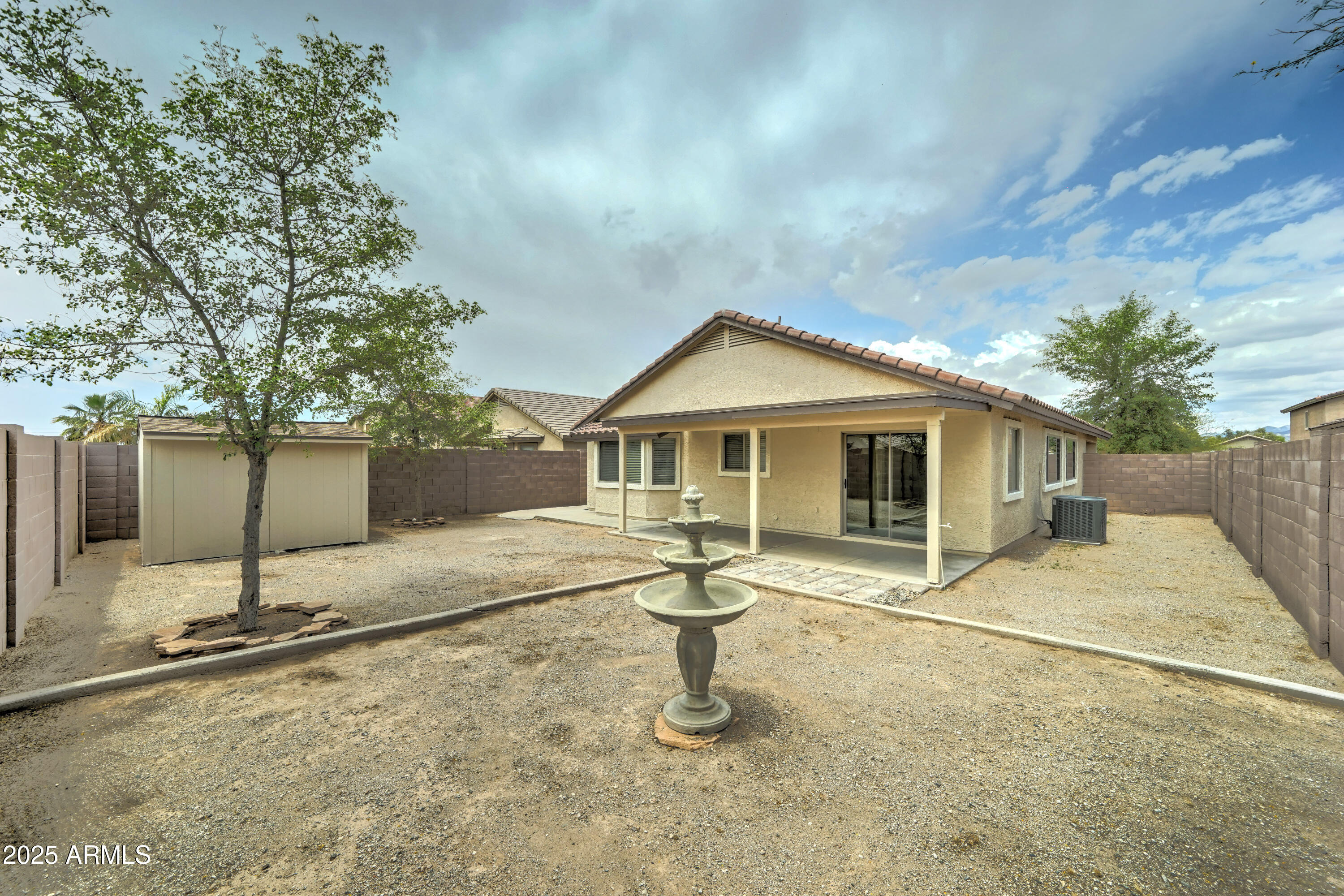 Buckeye, Arizona 85326, United States, 3 Bedrooms Bedrooms, ,2 BathroomsBathrooms,Residential,Pending,126433