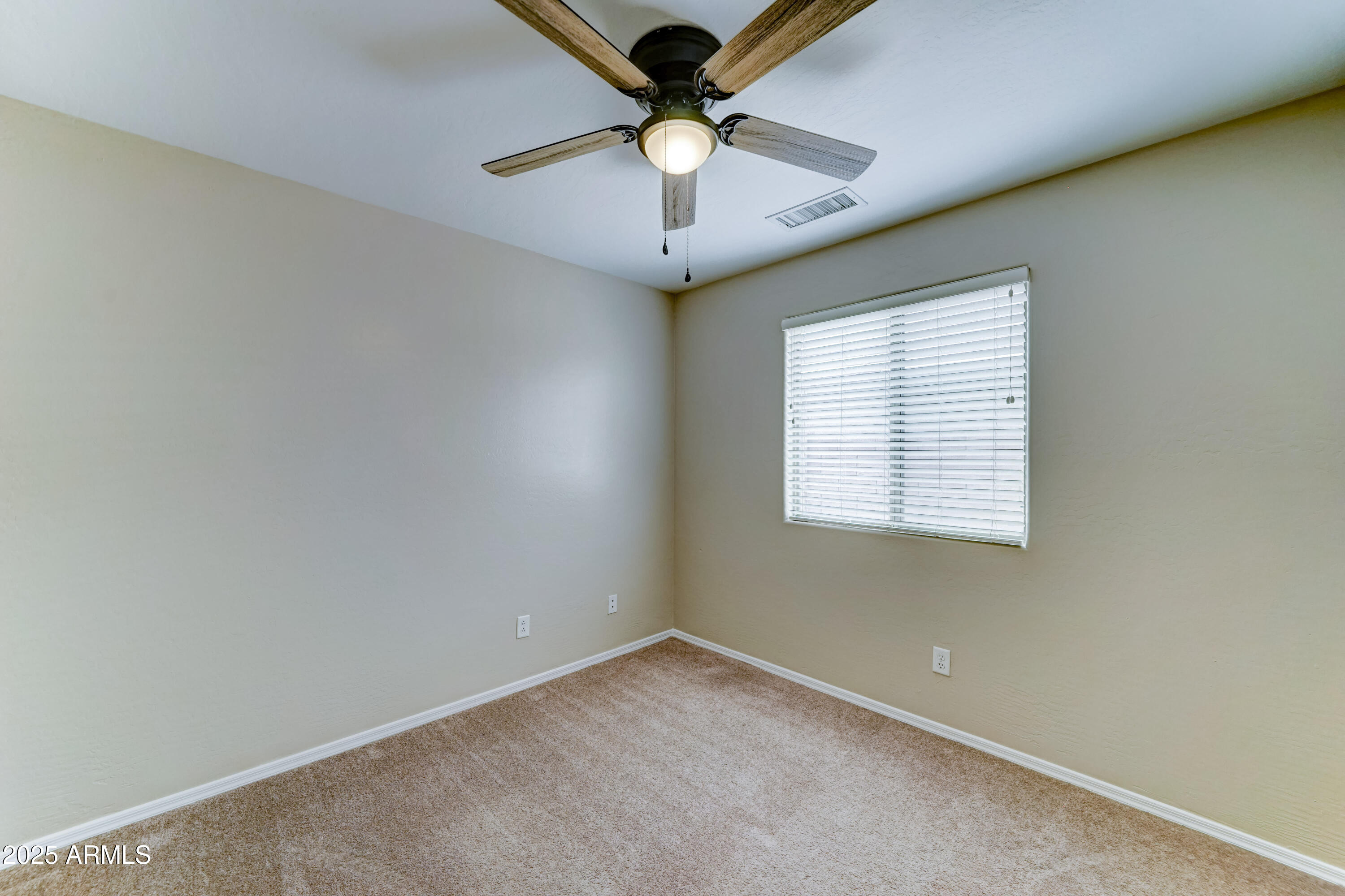 Buckeye, Arizona 85326, United States, 3 Bedrooms Bedrooms, ,2 BathroomsBathrooms,Residential,Pending,126433