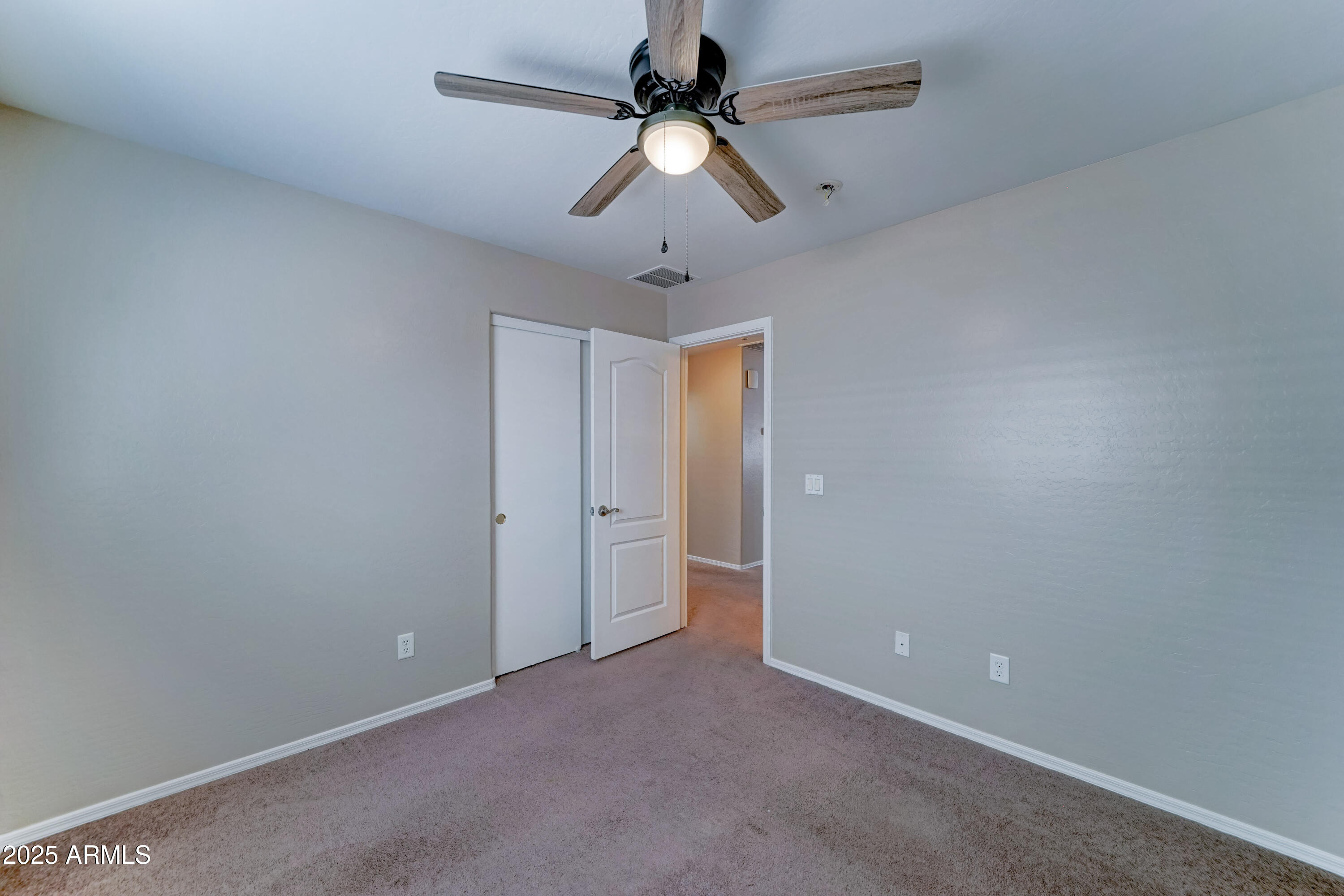 Buckeye, Arizona 85326, United States, 3 Bedrooms Bedrooms, ,2 BathroomsBathrooms,Residential,Pending,126433