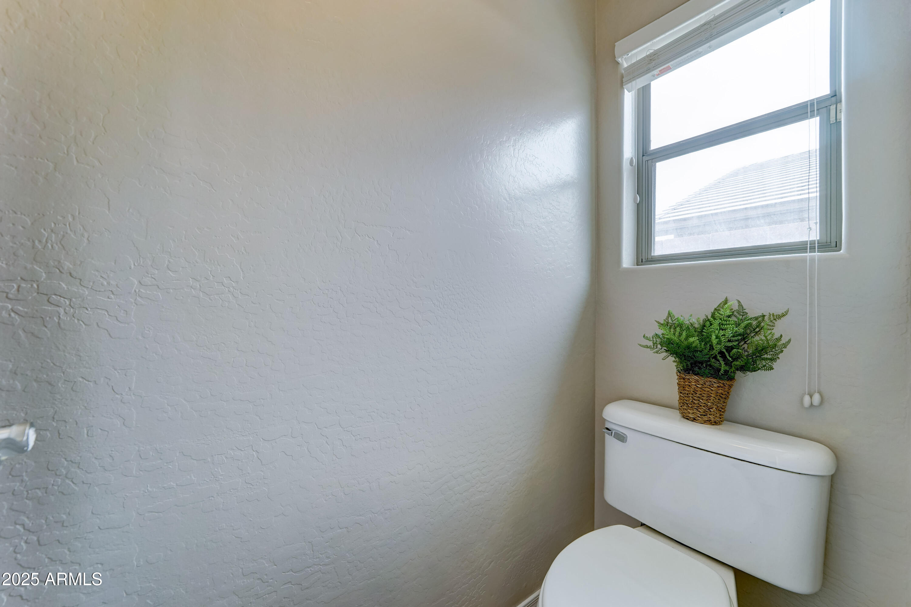 Buckeye, Arizona 85326, United States, 3 Bedrooms Bedrooms, ,2 BathroomsBathrooms,Residential,Pending,126433