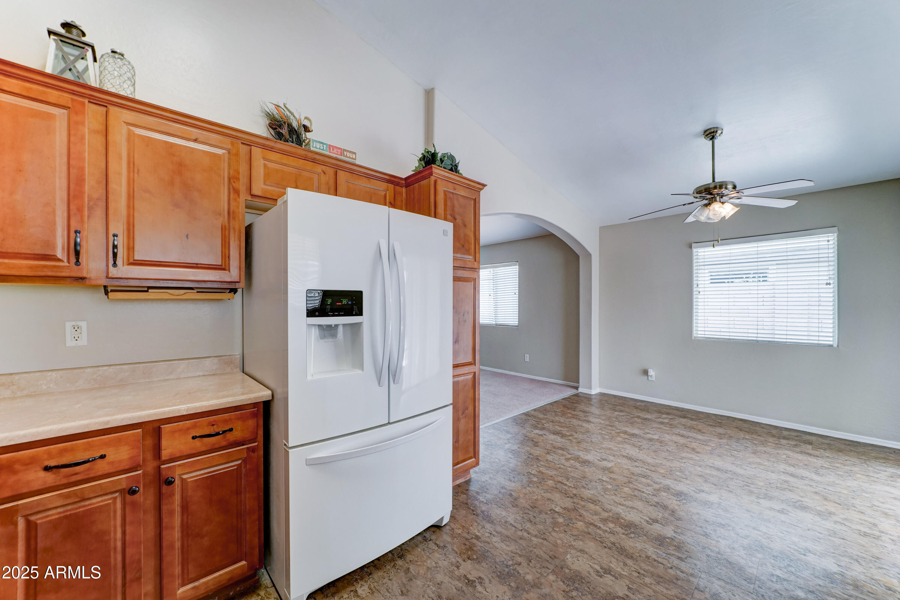 Buckeye, Arizona 85326, United States, 3 Bedrooms Bedrooms, ,2 BathroomsBathrooms,Residential,Pending,126433