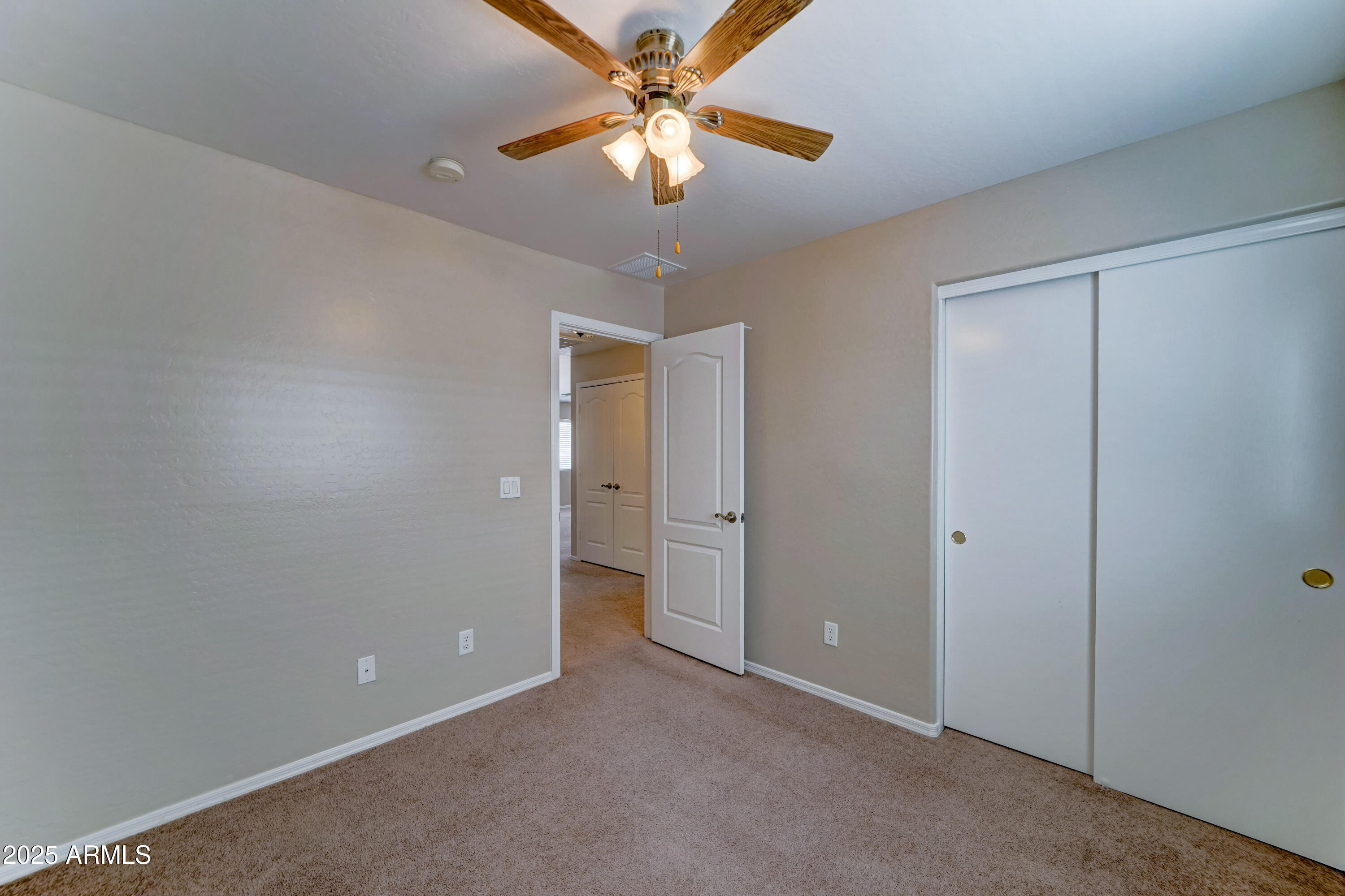 Buckeye, Arizona 85326, United States, 3 Bedrooms Bedrooms, ,2 BathroomsBathrooms,Residential,Pending,126433