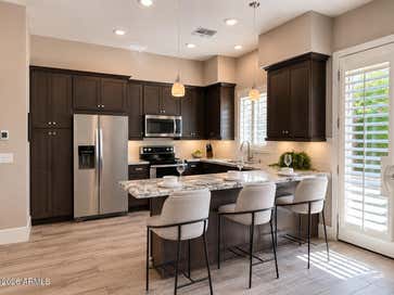 8965 N 8TH Drive Phoenix AZ 85021