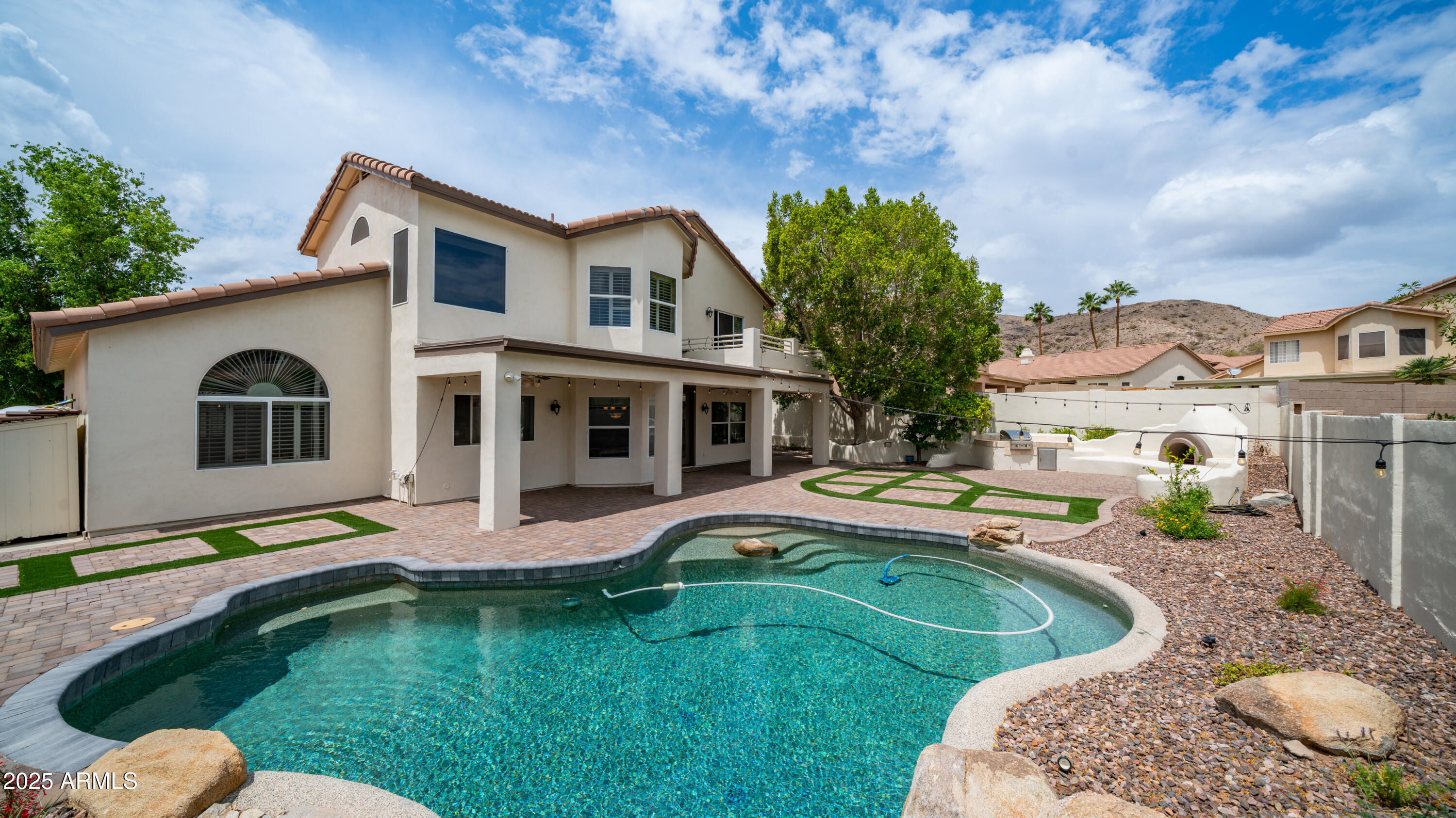 3166 E DESERT WILLOW Road