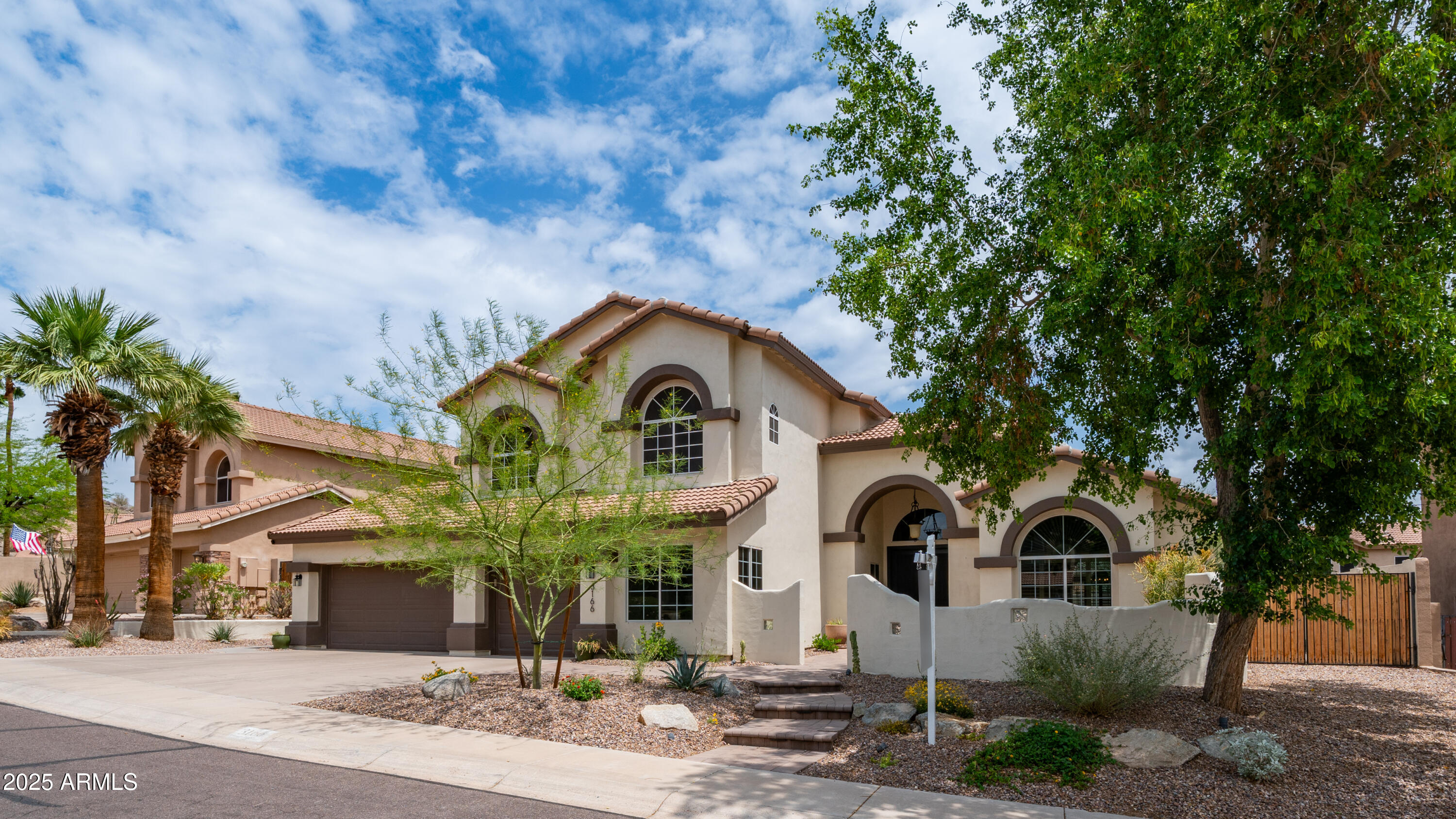 3166 E DESERT WILLOW Road
