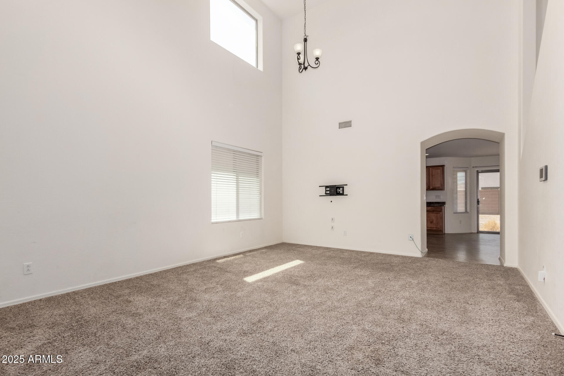 3723 W SOUTH BUTTE Road