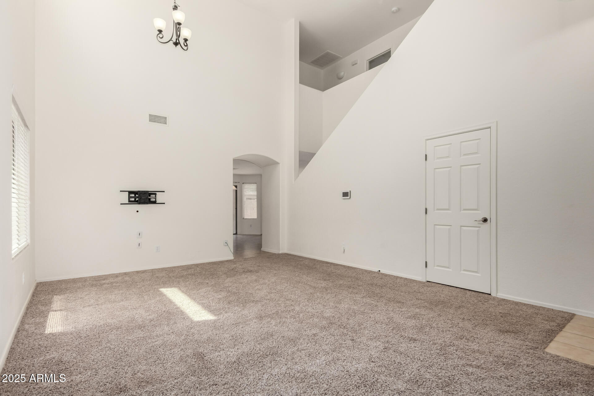 3723 W SOUTH BUTTE Road