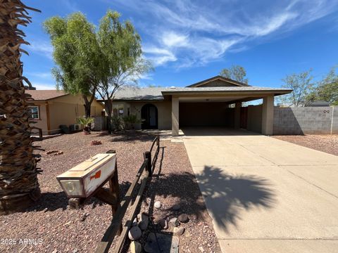 8658 W EARLL Drive Phoenix AZ 85037