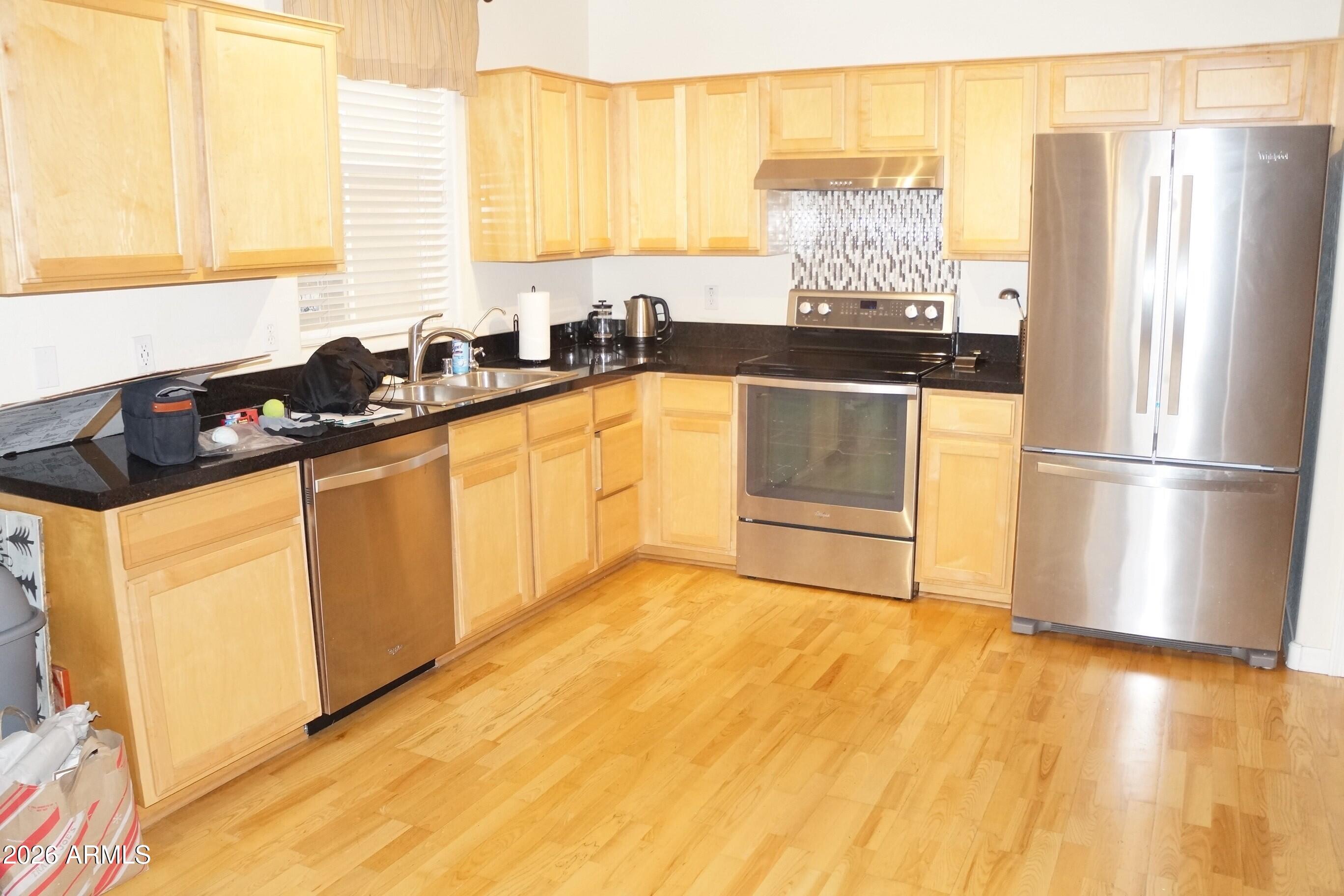 706 E WASHINGTON Street 111