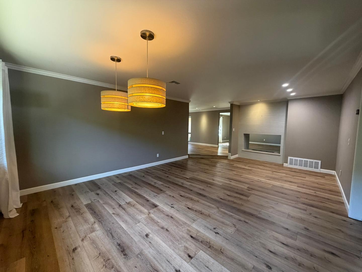 9225 N Arroya Vista Drive W