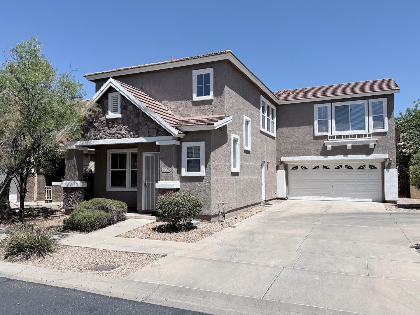 3028 W Cavalry Drive