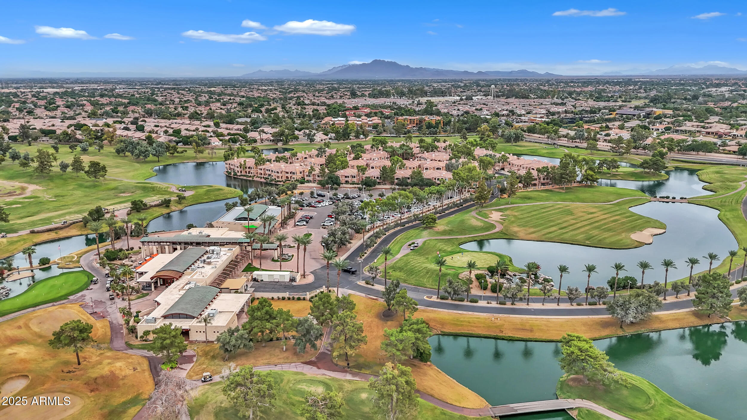 790 W CHERRYWOOD Drive