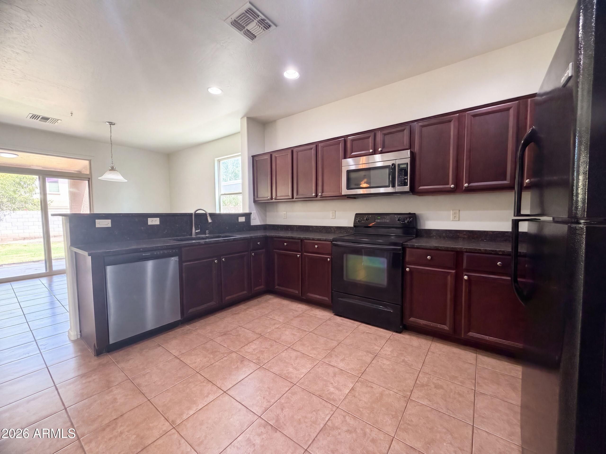 936 E CRIMM Road