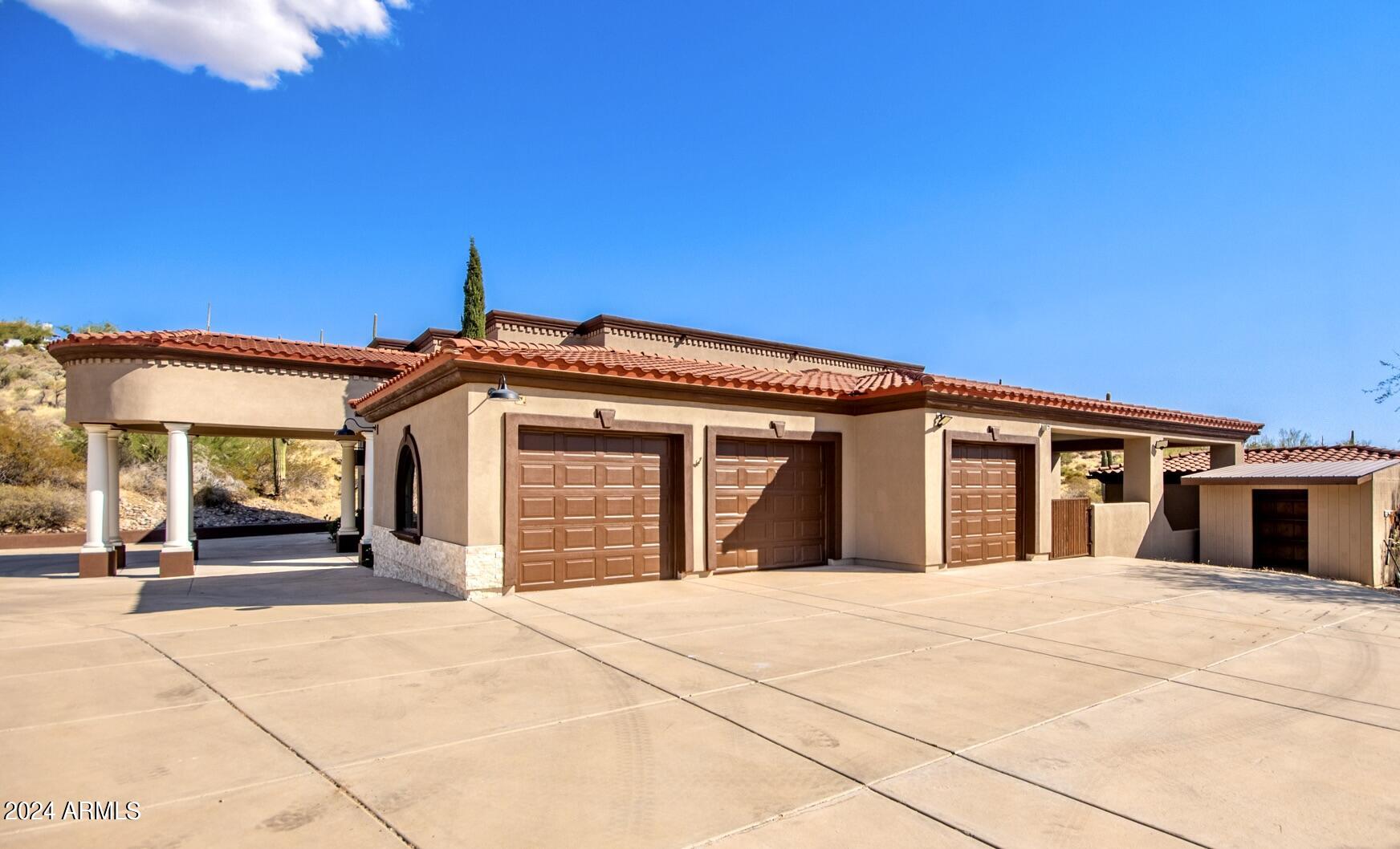 8170 E GOLDEN SPUR Lane