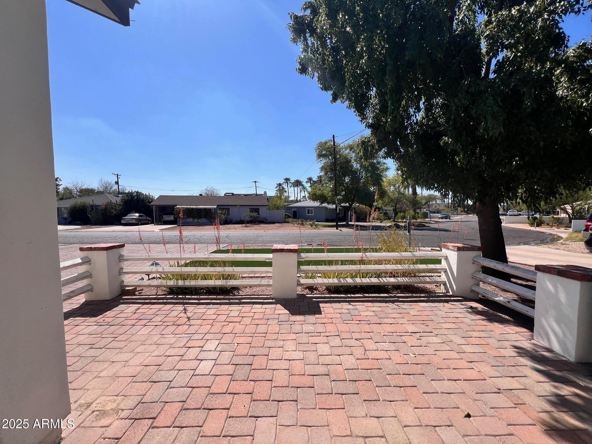 4426 E Campbell Avenue