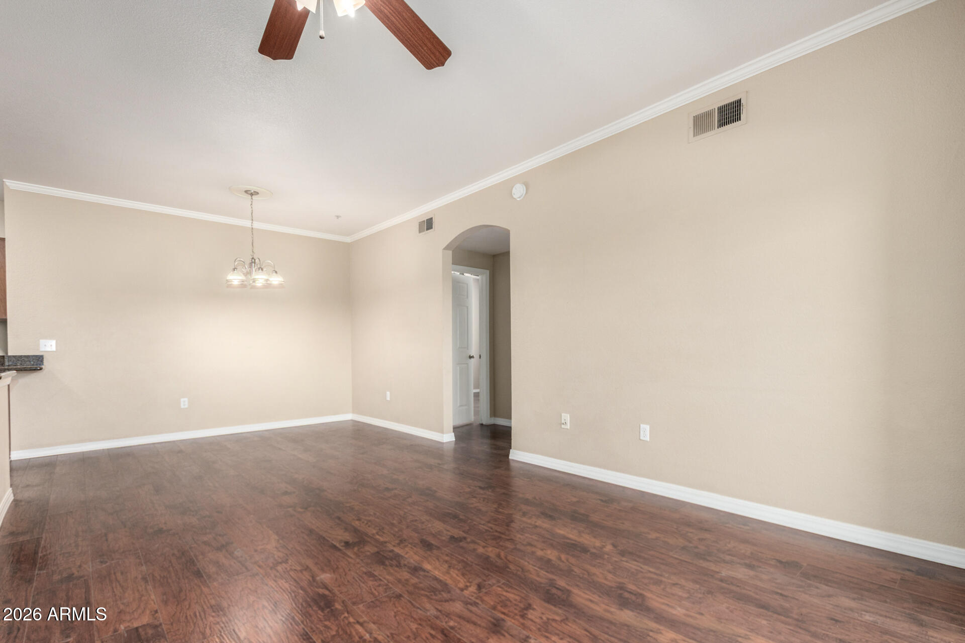 5345 E VAN BUREN Street 308