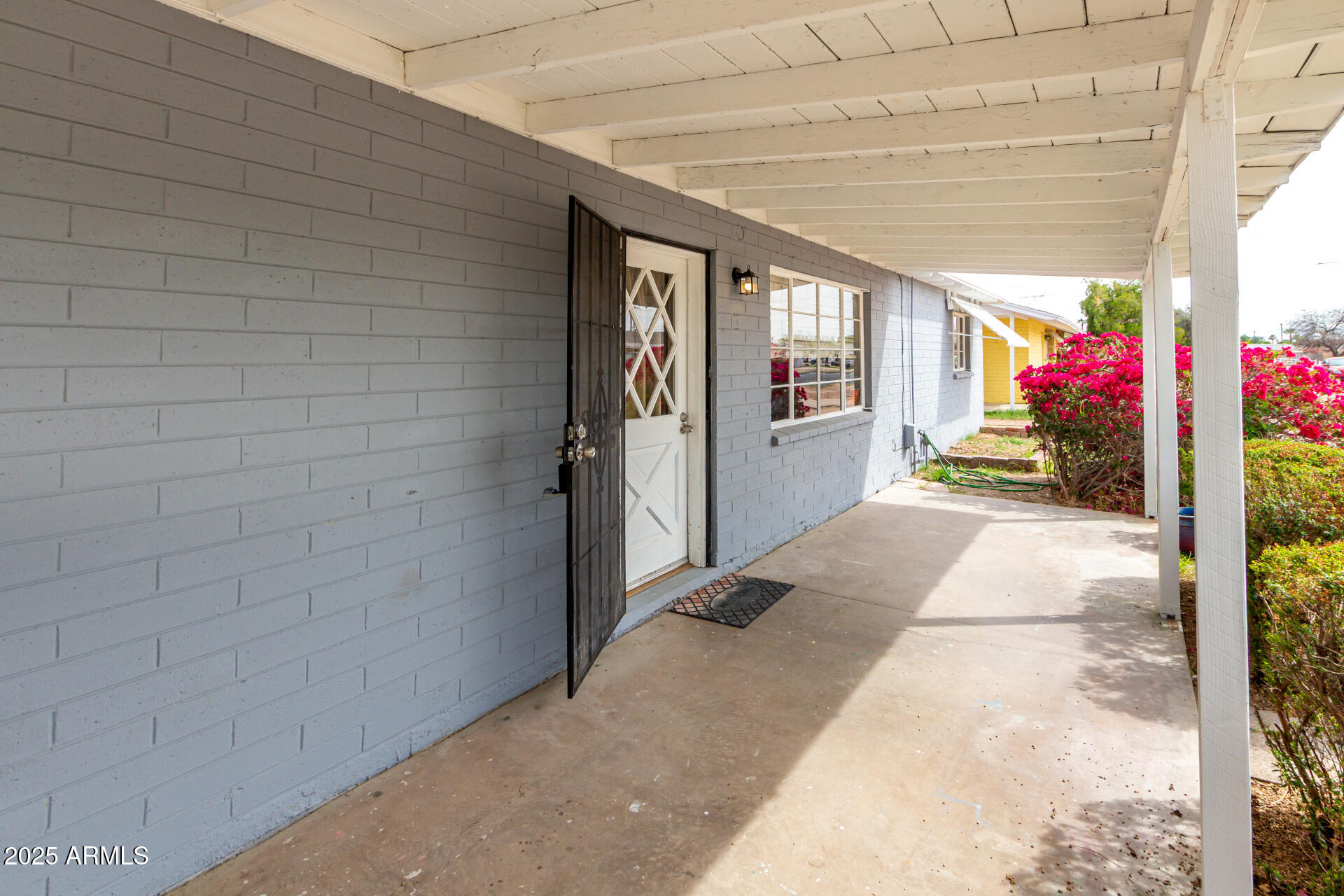 461 N PECAN --