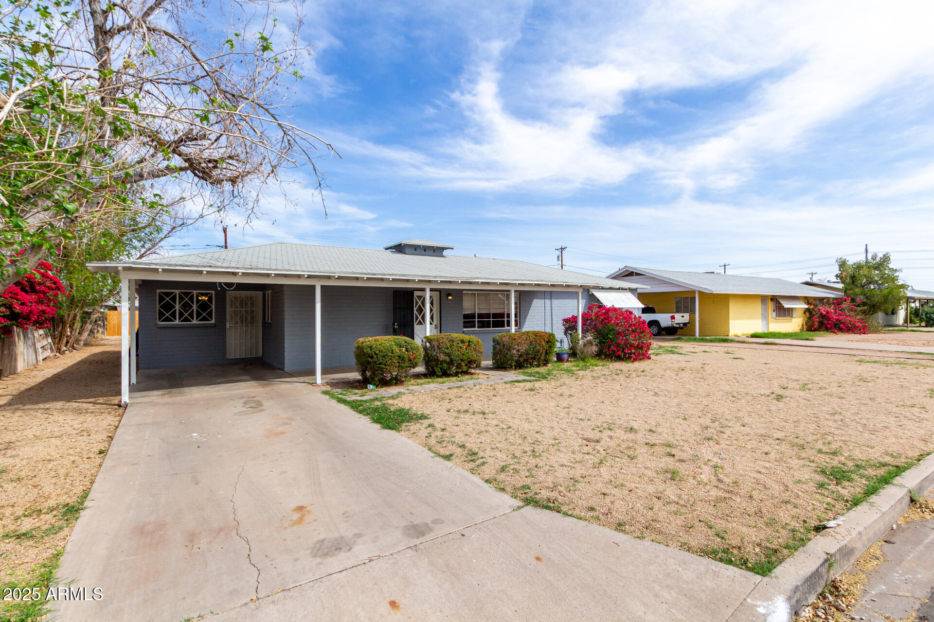 461 N PECAN --