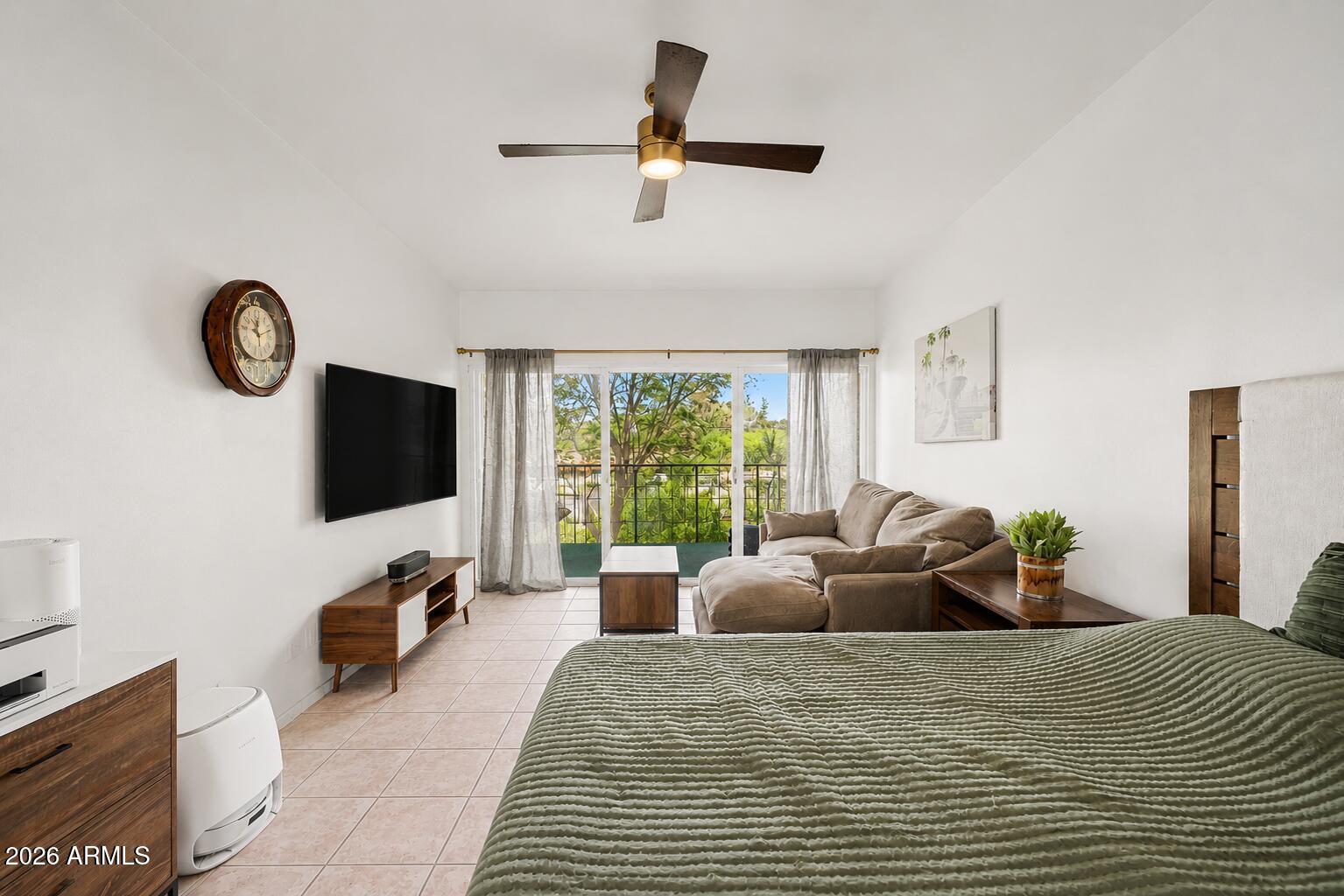 SCOTTSDALE CONDOMINIUMS AMD - Residential