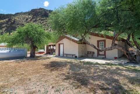 Single Family Residence in Globe AZ 1571 FRS 87 -- 70.jpg