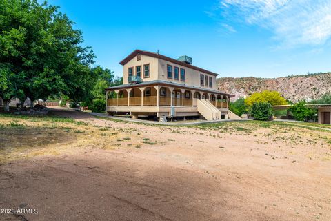 Single Family Residence in Globe AZ 1571 FRS 87 -- 77.jpg