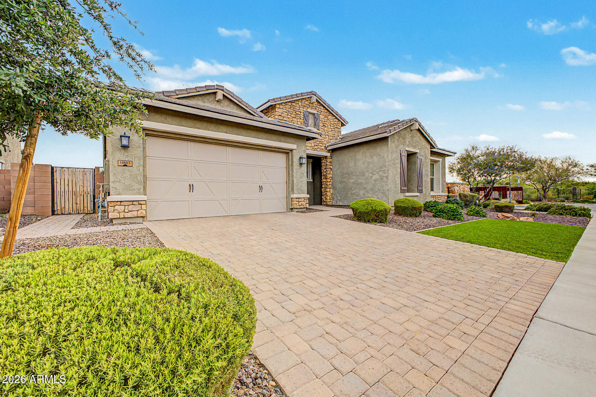 11883 W MORNING VISTA Drive