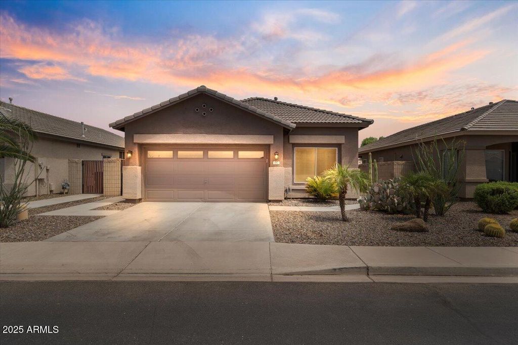 Photo of 157 N 116th Lane, Avondale, AZ 85323 (MLS # 6913799)