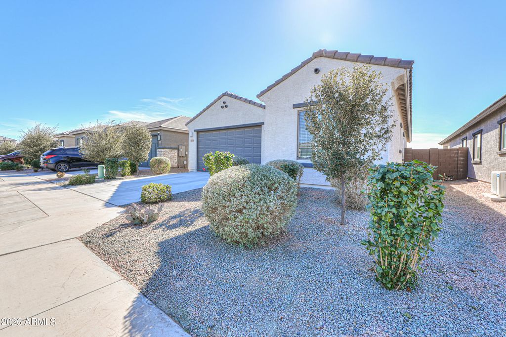 Photo of 18354 N Buckhorn Trail, Maricopa, AZ 85138 (MLS # 6972820)