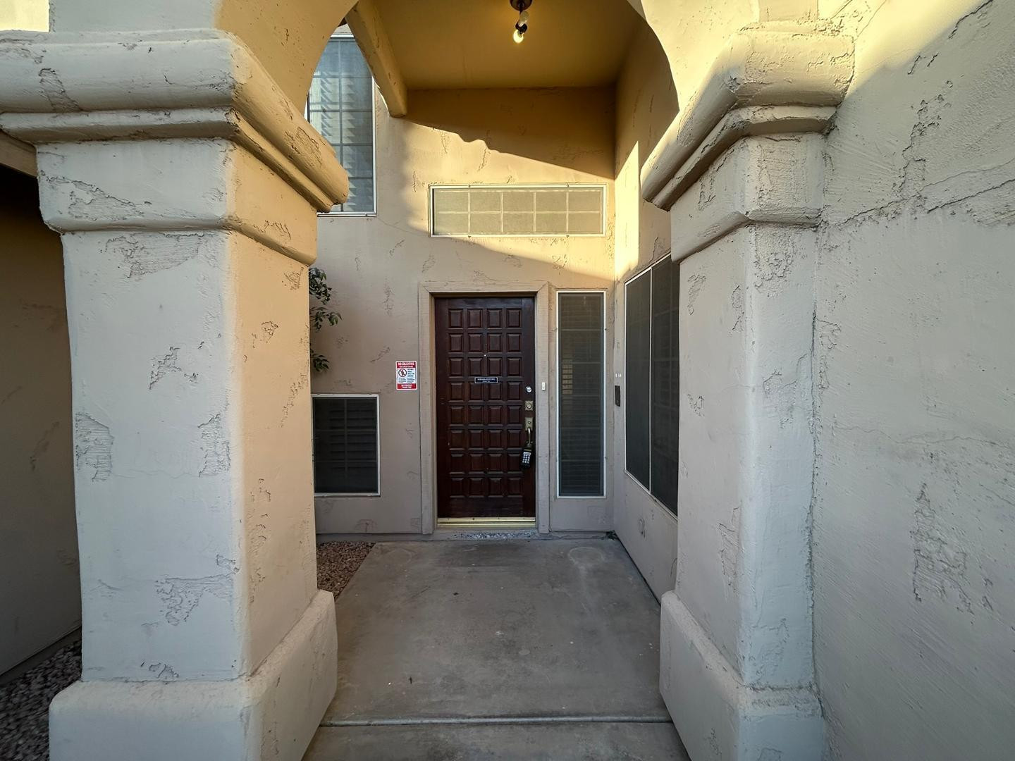 2713 E Verbena Drive