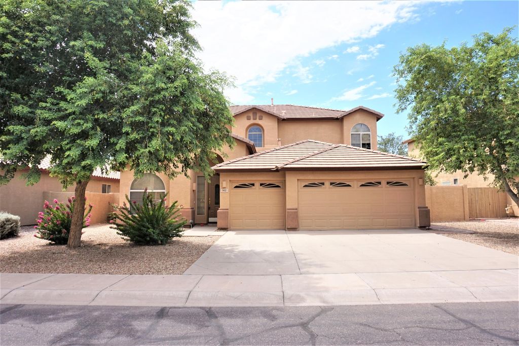 Photo of 562 N Kimberlee Way, Chandler, AZ 85225 (MLS # 6924865)