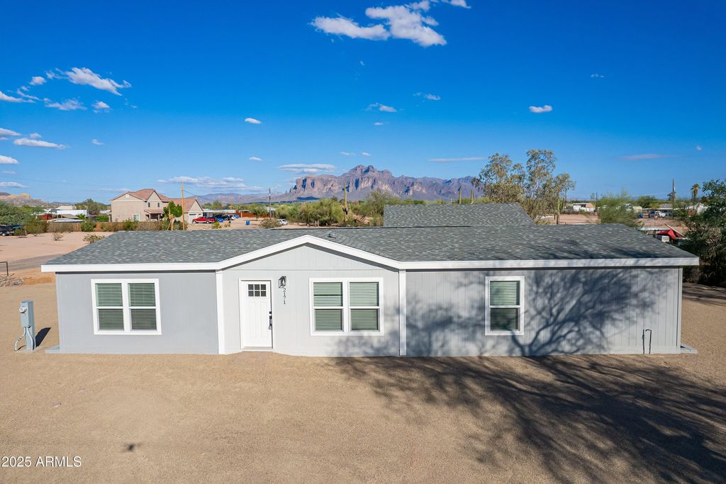 Photo of 2171 N Valley Drive, Apache Junction, AZ 85120 (MLS # 6934364)