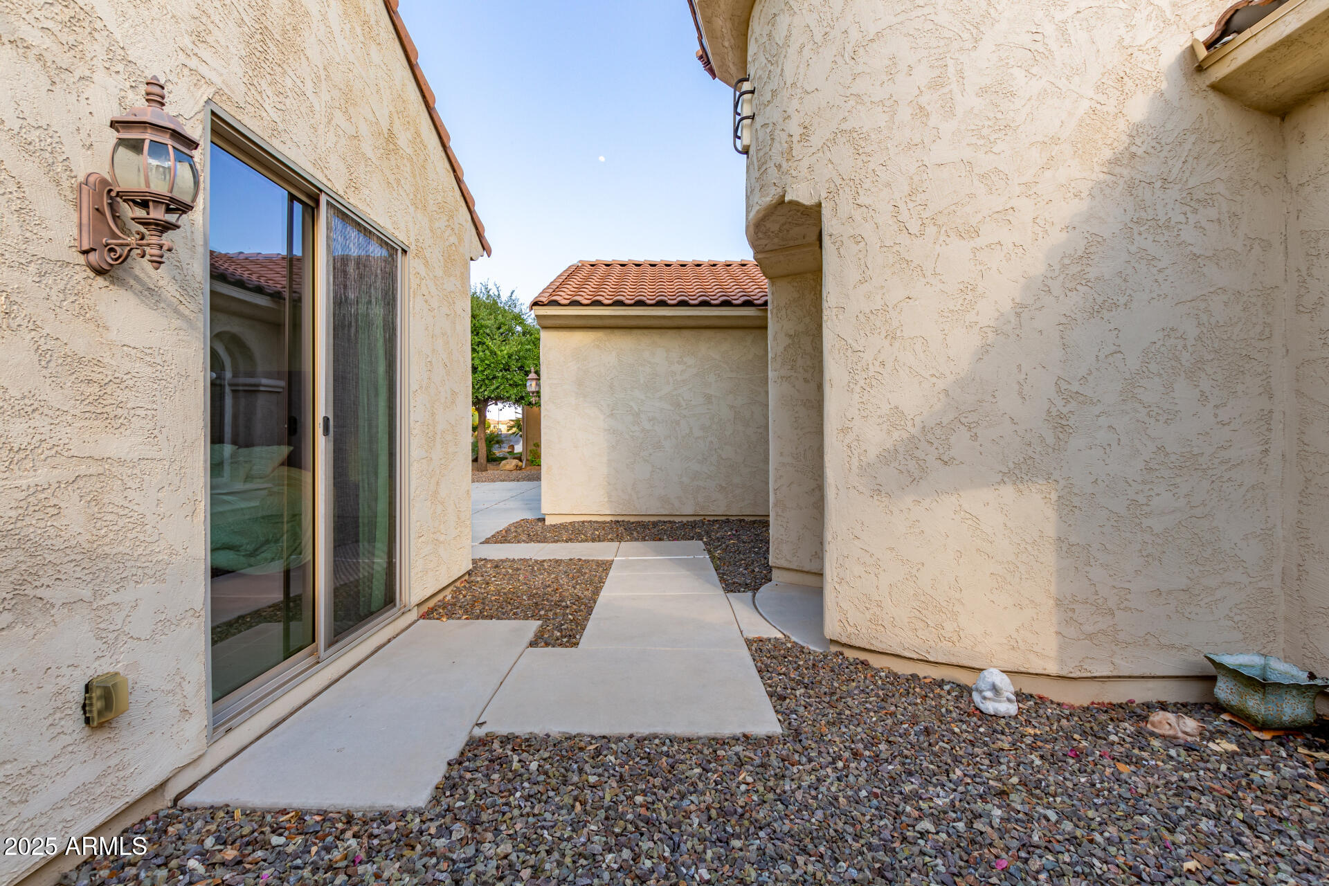 27105 W MARCO POLO Road