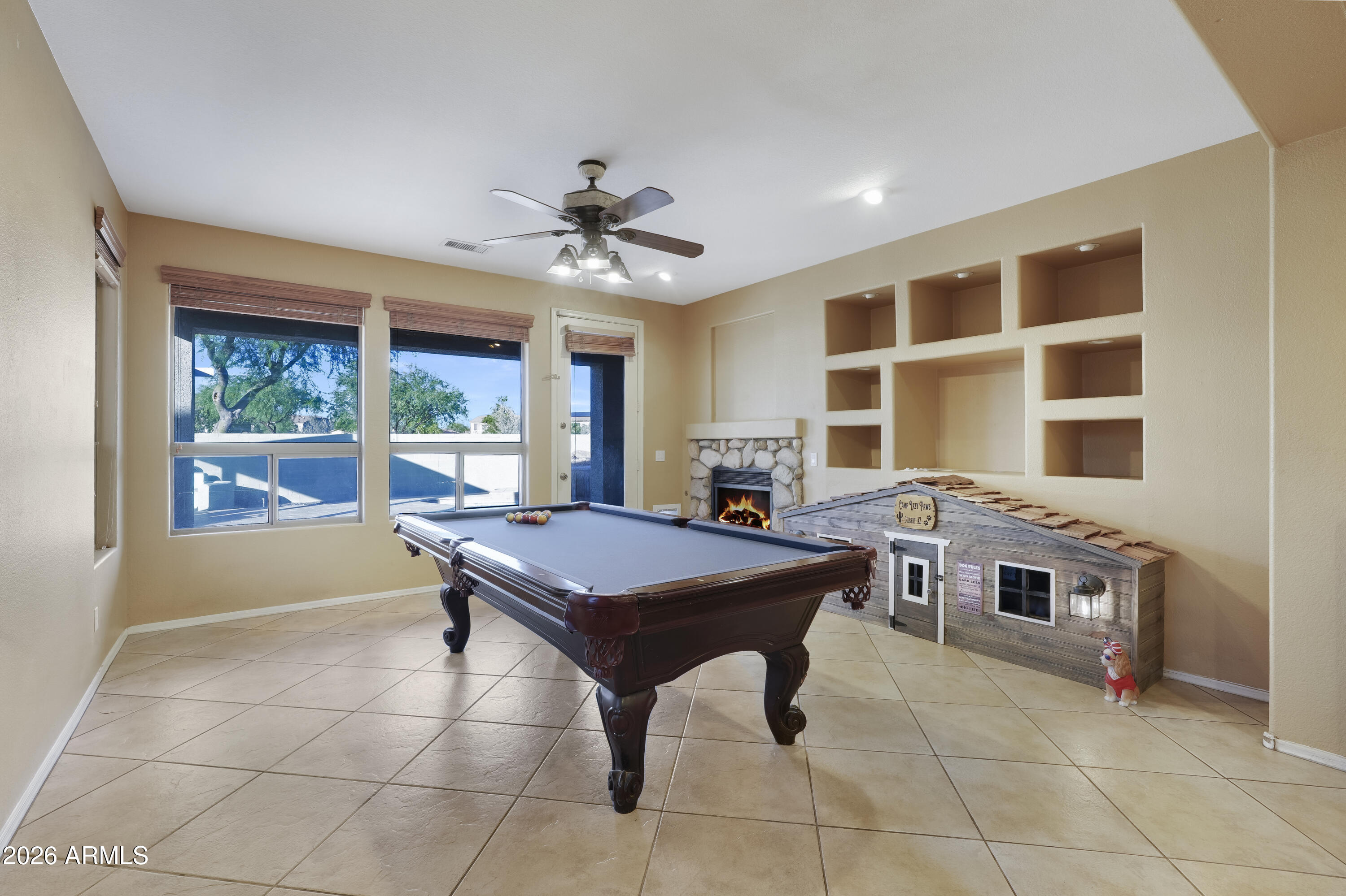 4062 E STABLE Court