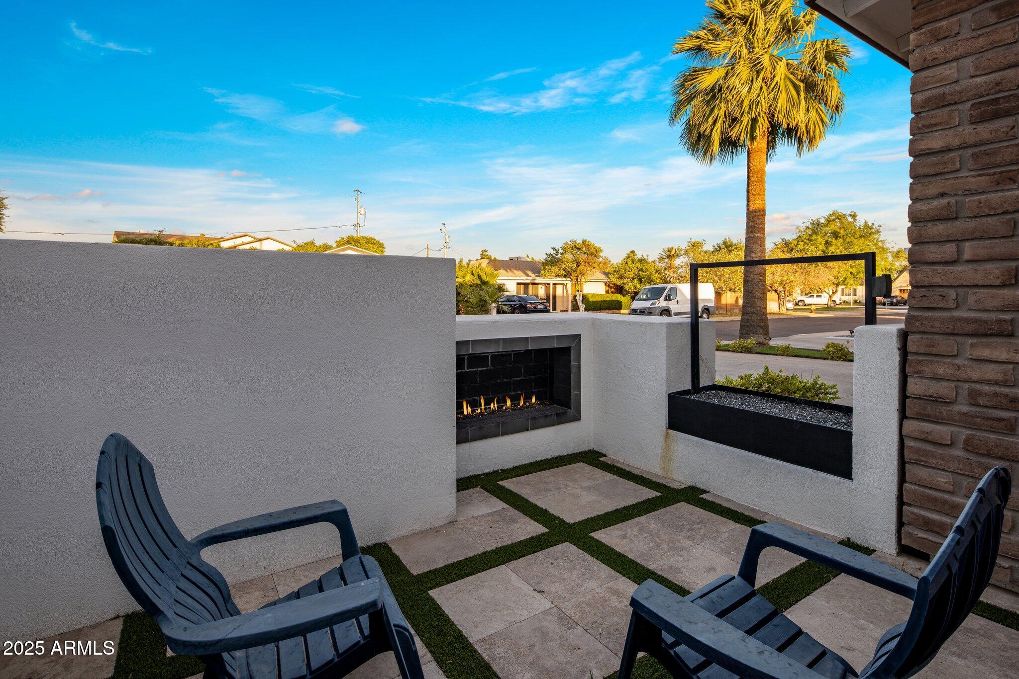3626 N MOHAVE Way