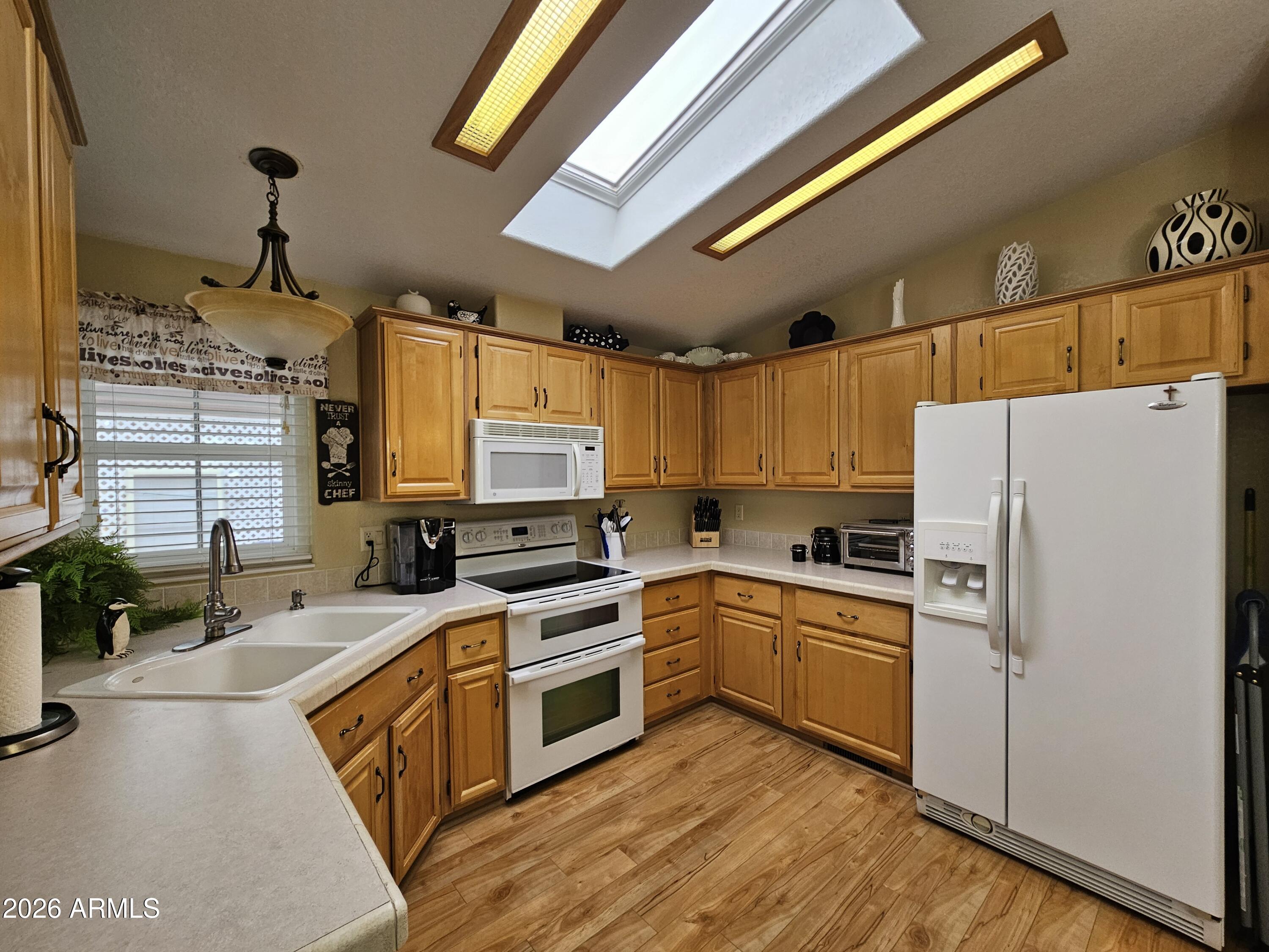 650 N Hawes Road 2851