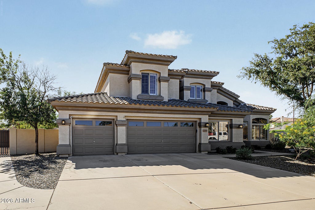 Photo of 1343 E Ivanhoe Street, Gilbert, AZ 85295 (MLS # 7093325)
